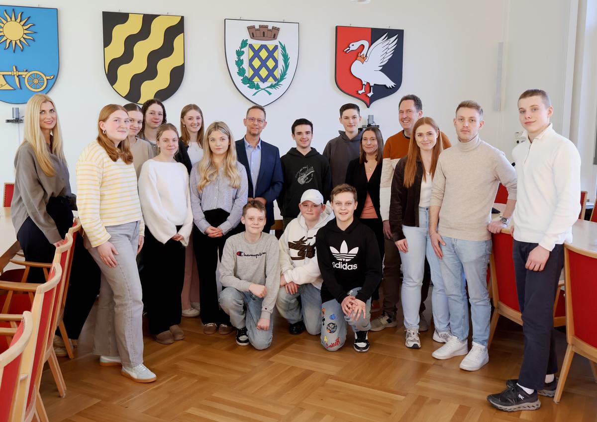 2026_03_04_Schuelervertreter_treffen_Buergermeister_web.jpg